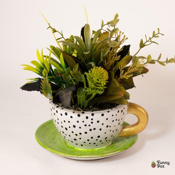 بوت فنجان نبات صناعي
