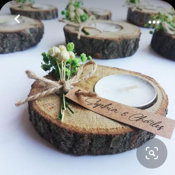 توزيعات خشب طبيعي